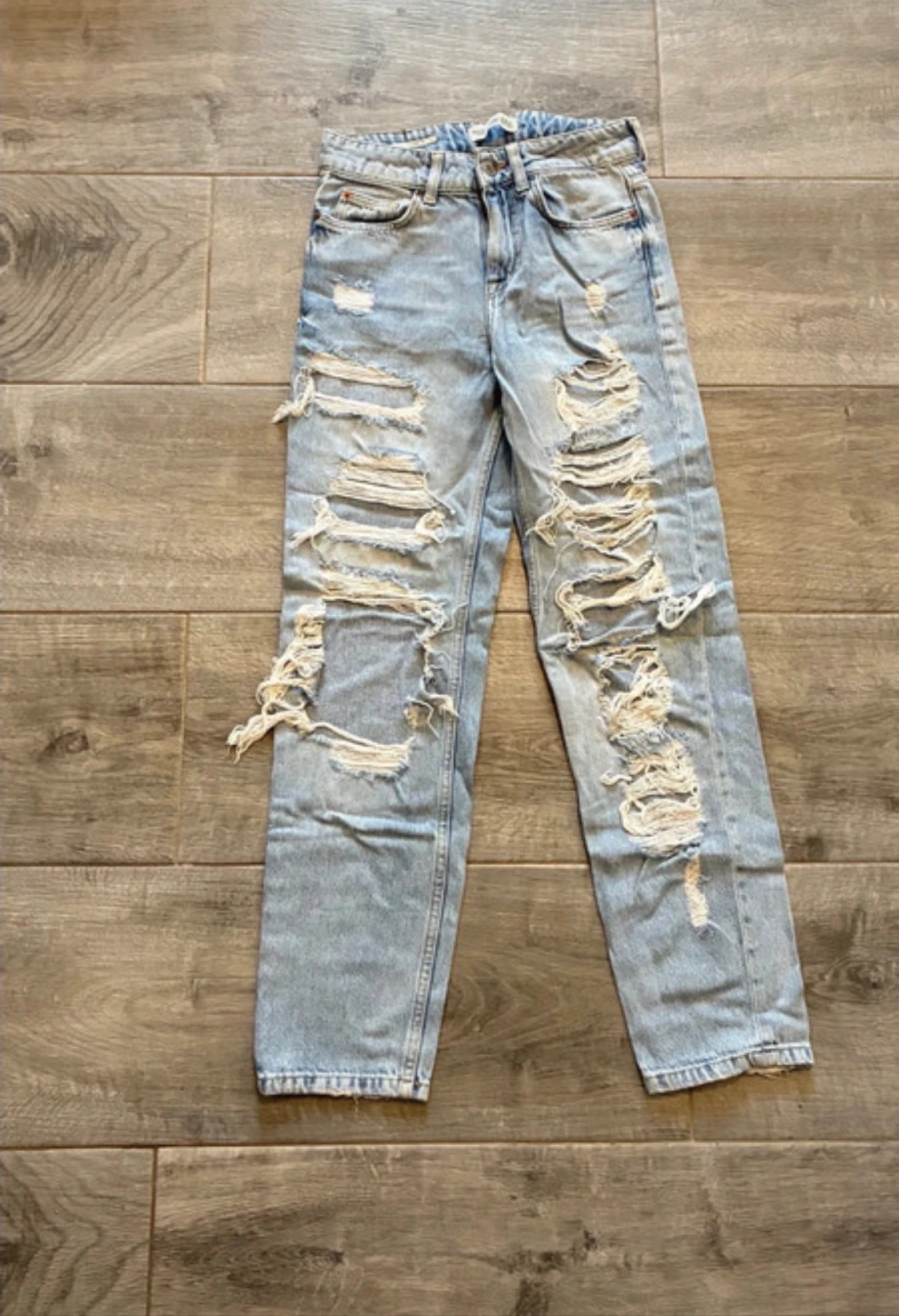 Ripped denim – photo 7